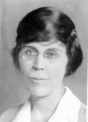 Lottie Beavers Dew (21 Aug 1877 - 2 Sep 1935). She is the daughter of Sidney Adolphus Dew and Eugeni