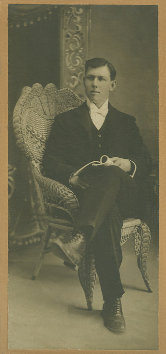 Joel Penick Walters (1878-1959) son of John Ferdinand Walters and Sally Ann Long. Joel married Corde