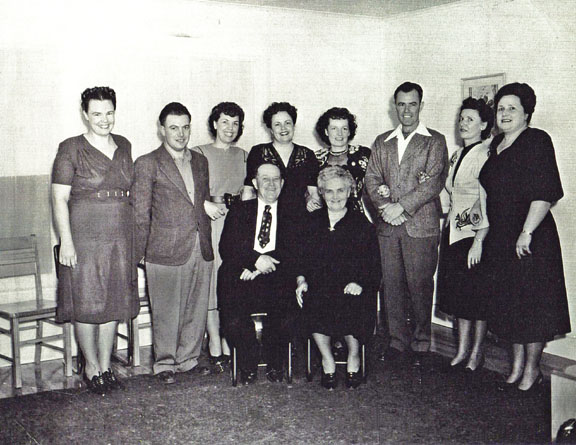 Wann children of Dora Armenta Evans and Thomas Harlan Wann. From right to left: Mary Emily Wann Mont
