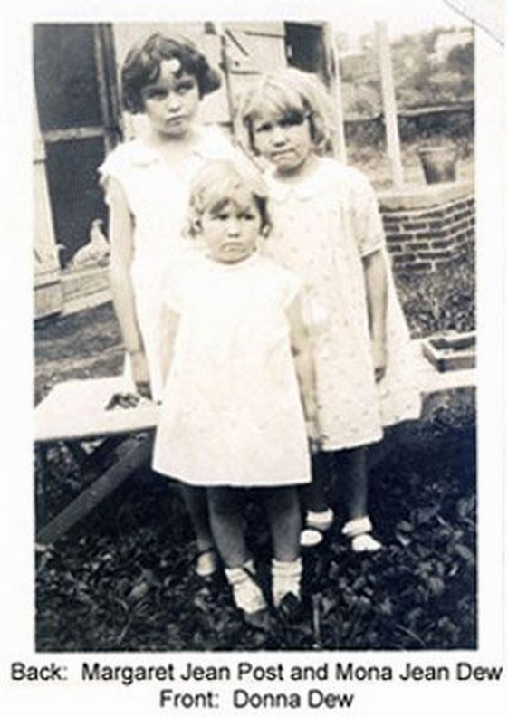 Dew-Mona-Donna-n-Margaret-Post.jpg