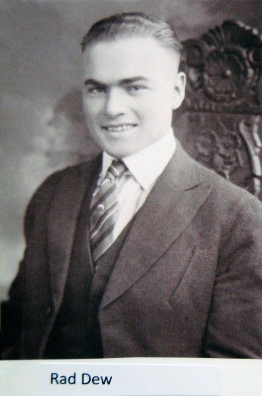 Dew-Radner.jpg