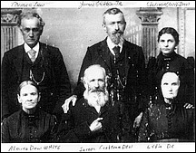 Dew-James-Crabtree-family.jpg